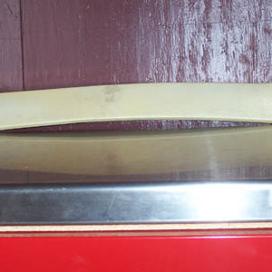 Beechcraft Bonanza R/H Fwd Window Moulding