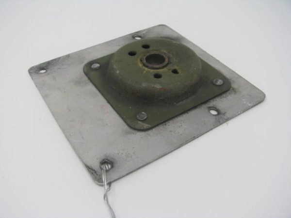 Cessna 177 Cardinal L/H Cabin Door Latch Mounting Bearing and Plate