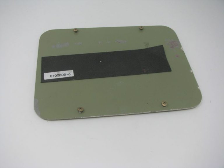 Cessna 182T Inspection Plate