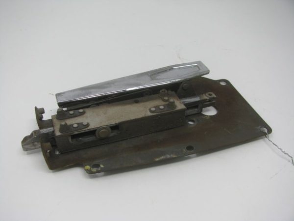 Cessna 182 Cabin Door Latch