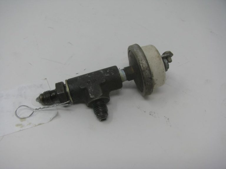 Hobbs Oil Pressure Switch (w/ Tee Fitting)