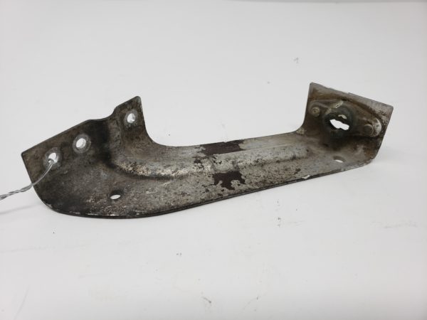 Cessna 182 L/H Lower Firewall Cowling Bracket