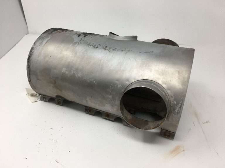 0550176-38 Cessna 172 R/H Exhaust Shroud (0550176-38)