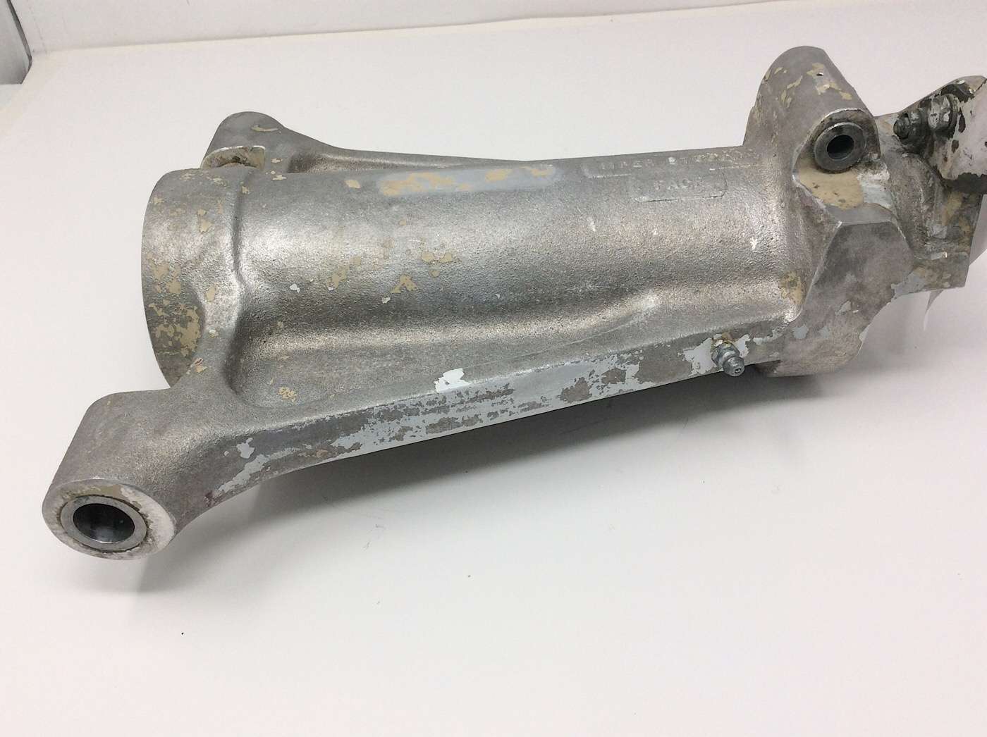 67054-03 Piper PA-32R Upper Nose Gear Trunion (67054-03)