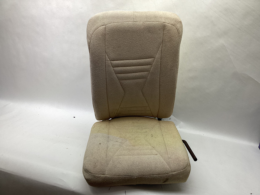 102323-521 Grumman AA-1A Pilot Seat (L/H)